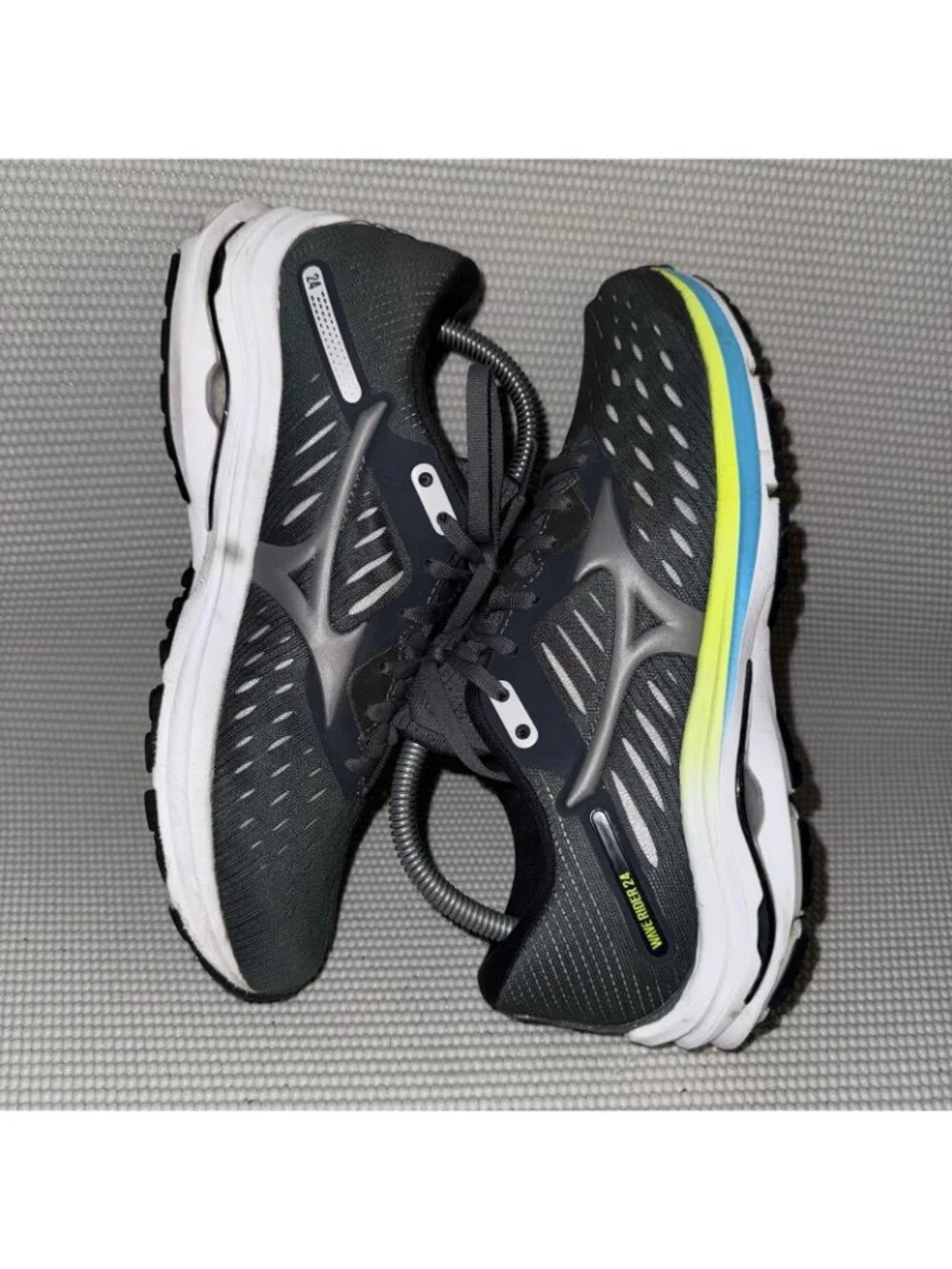 Mizuno Wave Rider 24 Gray Blue Athletic Running Shoes Sneakers Women’s Size 9